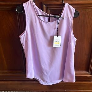 DKNY NWTS Size medium.